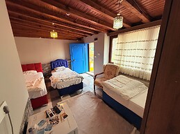 Oz Butik Otel Antik Kent Myrleia