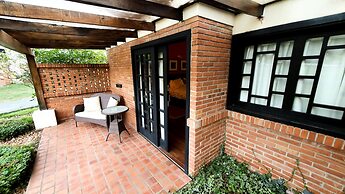 Alta Gracia Parque Hotel