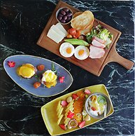 Polis 1907 by Louis Hotels