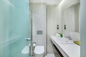 Iris Hotel