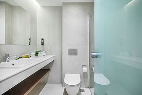 Iris Hotel