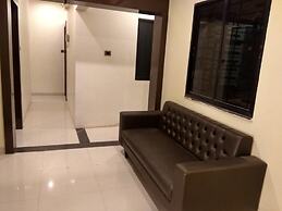 The JK Hotel - Opp Railway Station