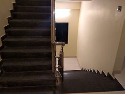 The JK Hotel - Opp Railway Station