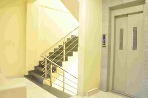 The JK Hotel - Opp Railway Station