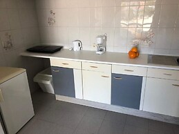 Cosy T1 at Vale Centianes Beach