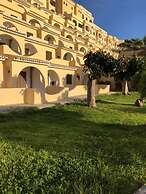 Cosy T1 at Vale Centianes Beach