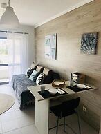 Cosy T1 at Vale Centianes Beach