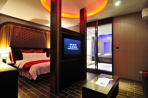 One Plus One Motel