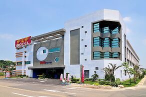 One Plus One Motel