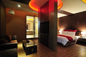 One Plus One Motel