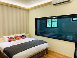 Yuan Ju Boutique Hotel