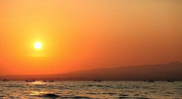 Puri Saron Hotel Baruna Beach Cottages