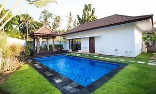 Puri Saron Hotel Baruna Beach Cottages