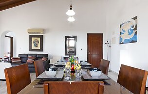 G&E Beach Apartments