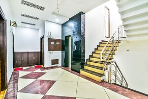 FabHotel Aman Residency