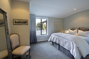 Judge & Jury Farm Retreat