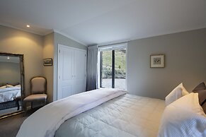 Judge & Jury Farm Retreat