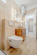 Le Monde Luxury Accommodation