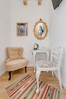 Le Monde Luxury Accommodation