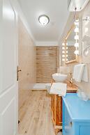 Le Monde Luxury Accommodation