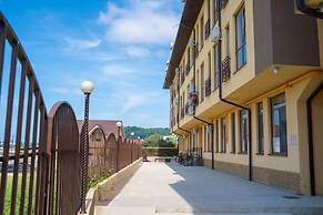 More Apartments na Bakinskoy 36