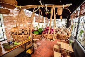 The Like Hostel & Cafe