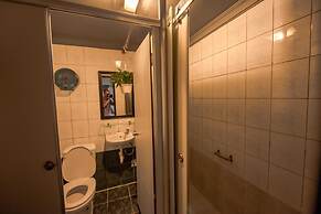 The Like Hostel & Cafe