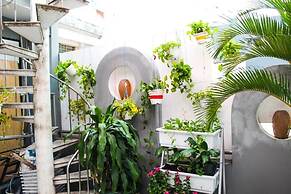 The Like Hostel & Cafe