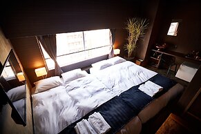 &And Hostel Hommachi East