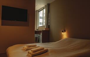 &And Hostel Hommachi East