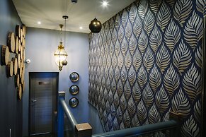 Absoluxe Suites