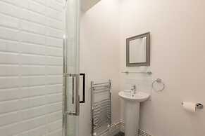 Townhouse @ 130 West Street Crewe