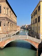 Madama garden retreat