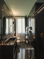 Madama garden retreat