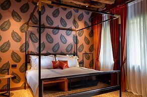 Madama garden retreat