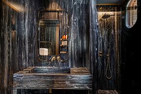 Madama garden retreat