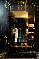 Madama garden retreat