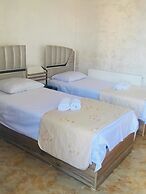 Royal Palace Hotel