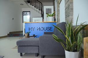 Hy House - Hostel