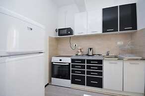One Bedroom Apartment Centar C9