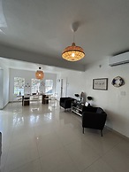 Aura House Isla Verde