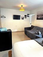 Aura House Isla Verde