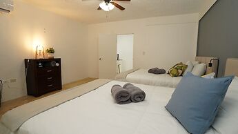 Aura House Isla Verde