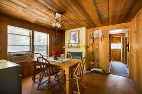 Crown King Cabins Suites and Bunkhouse