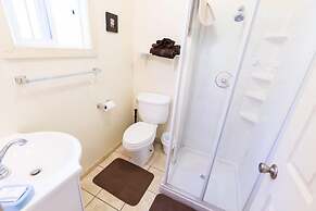 Crown King Cabins Suites and Bunkhouse