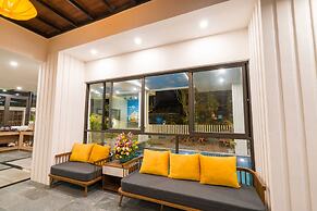 Hoi An Grace River Villa