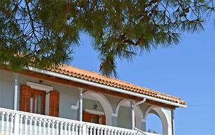 Pine Cottege Korakonisi Inlet