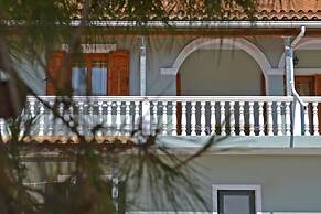 Pine Cottege Korakonisi Inlet