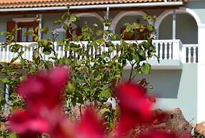 Pine Cottege Korakonisi Inlet