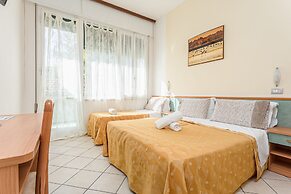 Gadames Hotel - Lunch on the Beach